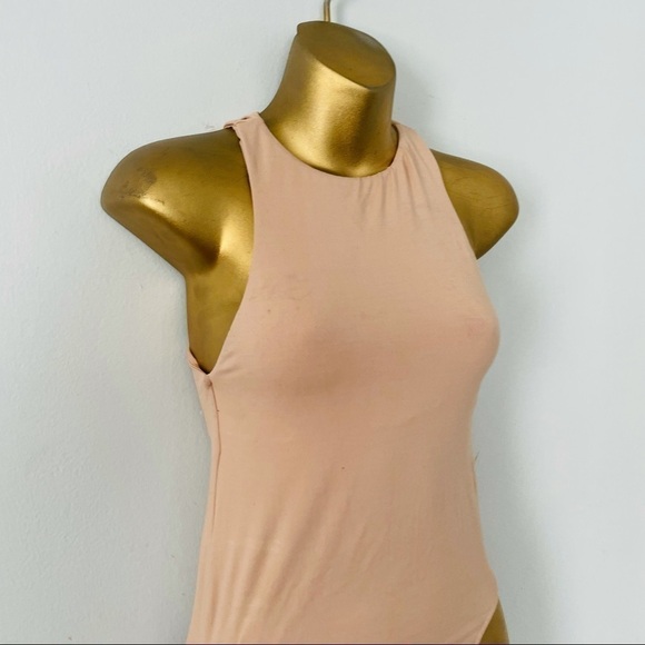 Halter neck bodysuit nude color size large - Picture 4 of 4